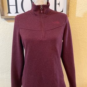 The North Face 1/4 zip Fleece